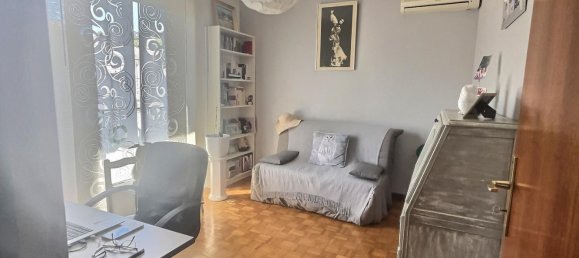 2 bedrooms Apartment in Marseille, France No. 353202 8
