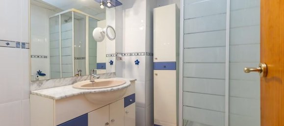 3 bedrooms Apartment in Alicante, Spain No. 188874 5