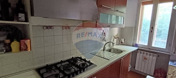 3 Schlafzimmer Haus in Fossato di Vico, Italy, Nr. 353622 8