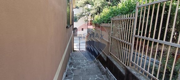 3 Schlafzimmer Haus in Fossato di Vico, Italy, Nr. 353622 20