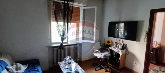 3 Schlafzimmer Haus in Fossato di Vico, Italy, Nr. 353622 6