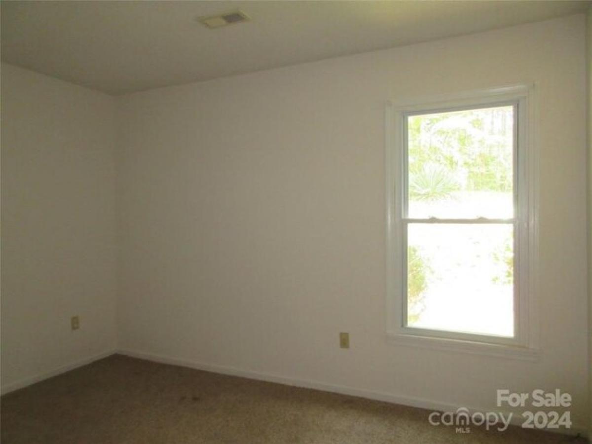 3 bedrooms House in Mill Spring, USA No. 405877