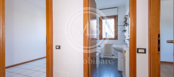 2 bedrooms Apartment in Bergamo, Italy No. 378196 10