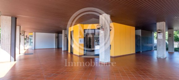 2 bedrooms Apartment in Bergamo, Italy No. 378196 24