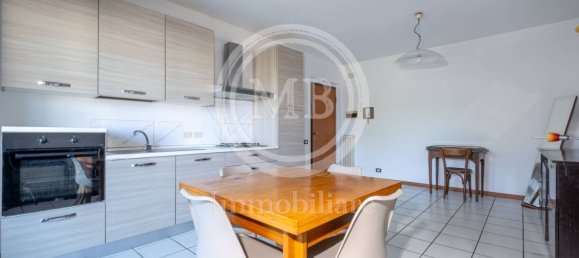 2 bedrooms Apartment in Bergamo, Italy No. 378196 2