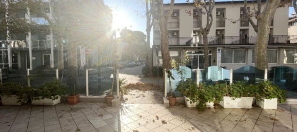 Imóvel comercial de 40 divisões em Cesenatico, Italy N.º 152988 23