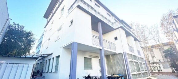 Imóvel comercial de 40 divisões em Cesenatico, Italy N.º 152988 25