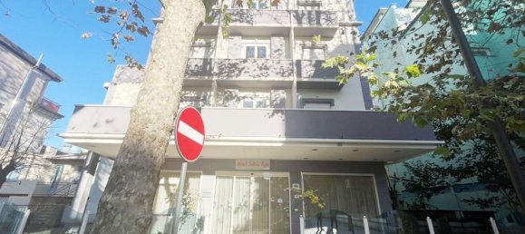 Imóvel comercial de 40 divisões em Cesenatico, Italy N.º 152988 22