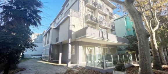 Imóvel comercial de 40 divisões em Cesenatico, Italy N.º 152988 16