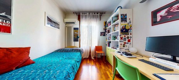 3 bedrooms Apartment in Bologna, Italy No. 380275 11