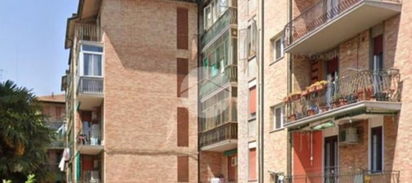 18m² Garage in Ferrara, Italy No. 258674 8