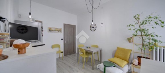 Apartamento de 3 dormitorios en Turin, Italy No. 313305 3