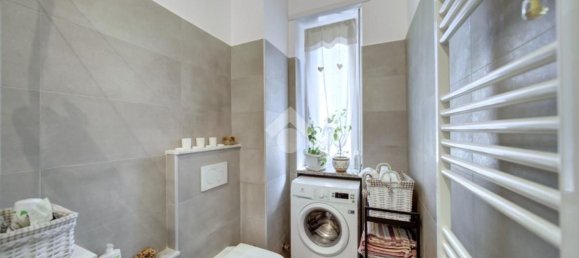 Apartamento de 3 dormitorios en Turin, Italy No. 313305 16