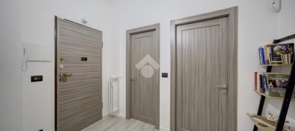 Apartamento de 3 dormitorios en Turin, Italy No. 313305 14