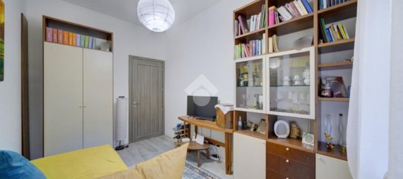 Apartamento de 3 dormitorios en Turin, Italy No. 313305 13