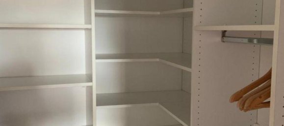 3 rooms Parking in Paris, France No. 108774 5