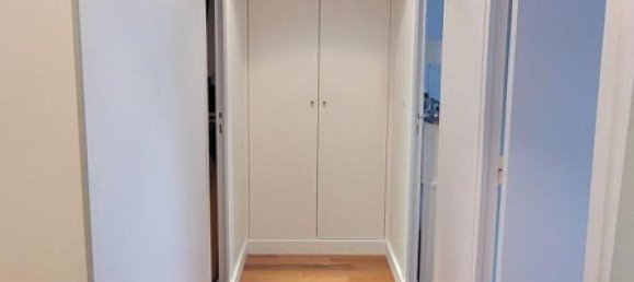 3 rooms Parking in Paris, France No. 108774 6