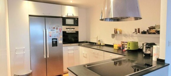 3 rooms Parking in Paris, France No. 108774 4