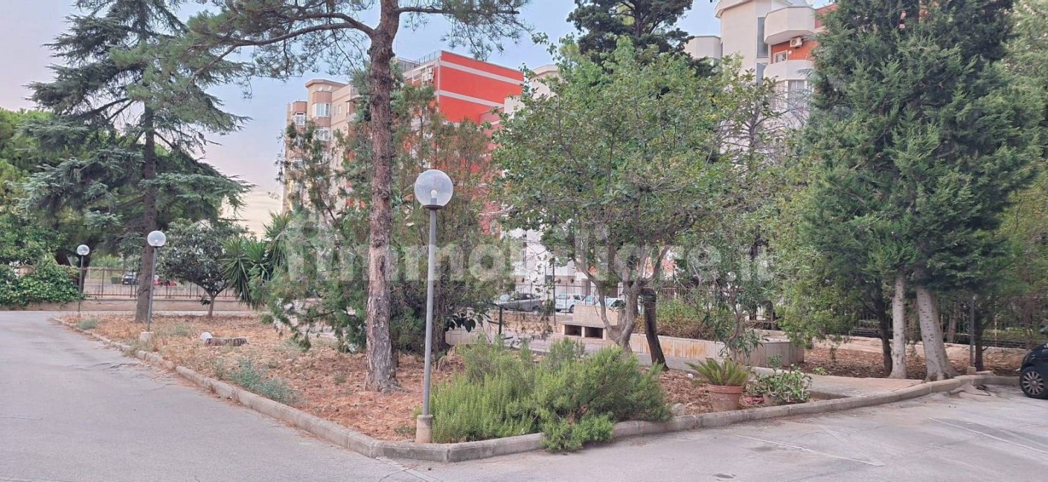 3 غرف نوم شقة في Bari, Italy رقم 371086