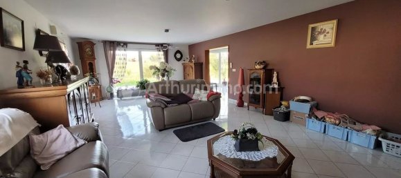 Casa de 3 dormitorios en Warnecourt, France No. 88738 2