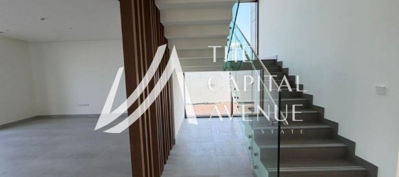 4 غرف نوم فيلا في أبو ظبي, UAE رقم 112724 4