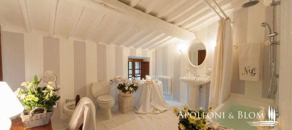 21 room House in Castellina in Chianti, Italy No. 57568 3