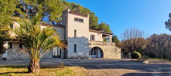 5 bedrooms Castles in Uzes, France No. 279056 4