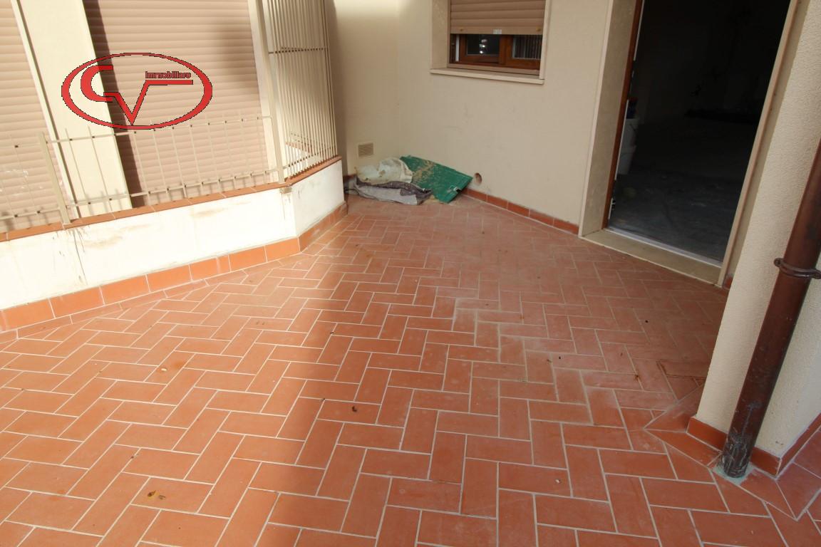 Квартира с 3 комнатами в Фильине и Инчиза Вальдарно, Италия № 238179