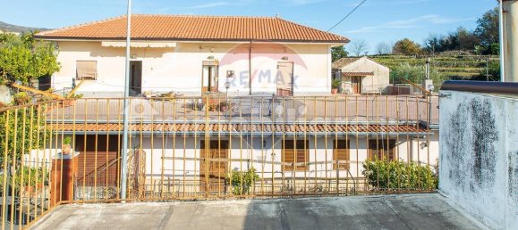 Casa T4 em Zafferana Etnea, Italy N.º 61961 4