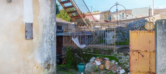 4 bedrooms House in Zafferana Etnea, Italy No. 61961 50