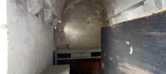 Здание с 8 комнатами в Carmiano, Италия № 74451 5