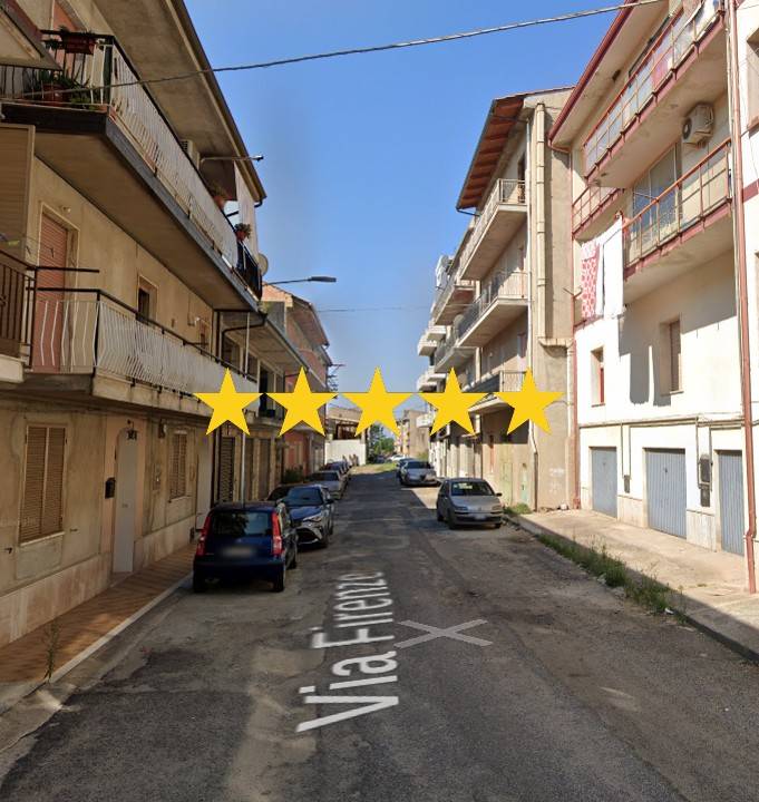 Apartamento de 4 dormitorios en Mileto, Italy No. 339520