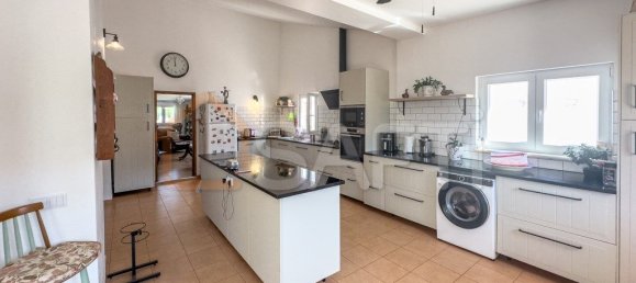 Дом с 9 спальнями в Сан Бартоломеу де Мессинеш, Португалия № 137156 13