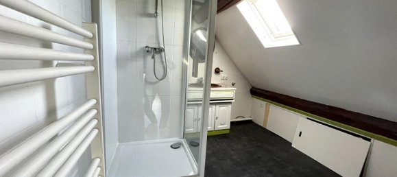 2 Schlafzimmer Wohnung in Nogent-le-Roi, France, Nr. 212609 5