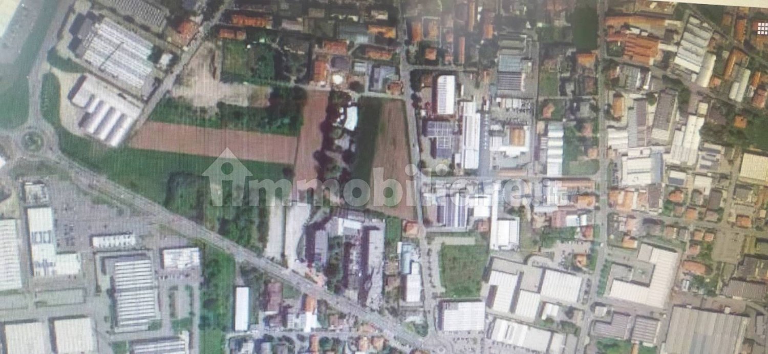 2-Zimmer Lagerhaus in Giussano, Italy, Nr. 214134