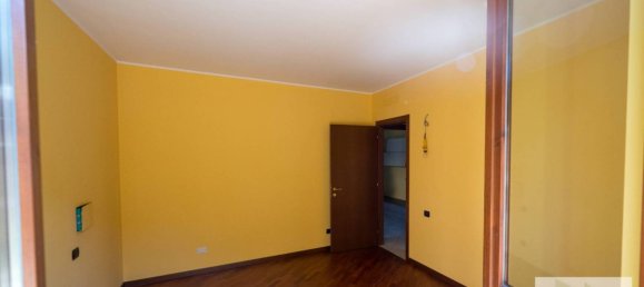 1 bedroom Apartment in Desio, Italy No. 381226 25