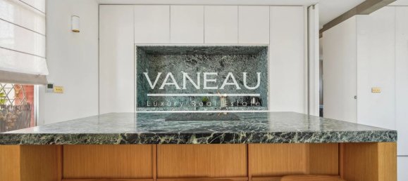 4 chambres Duplex à Puteaux, France No. 186881 10