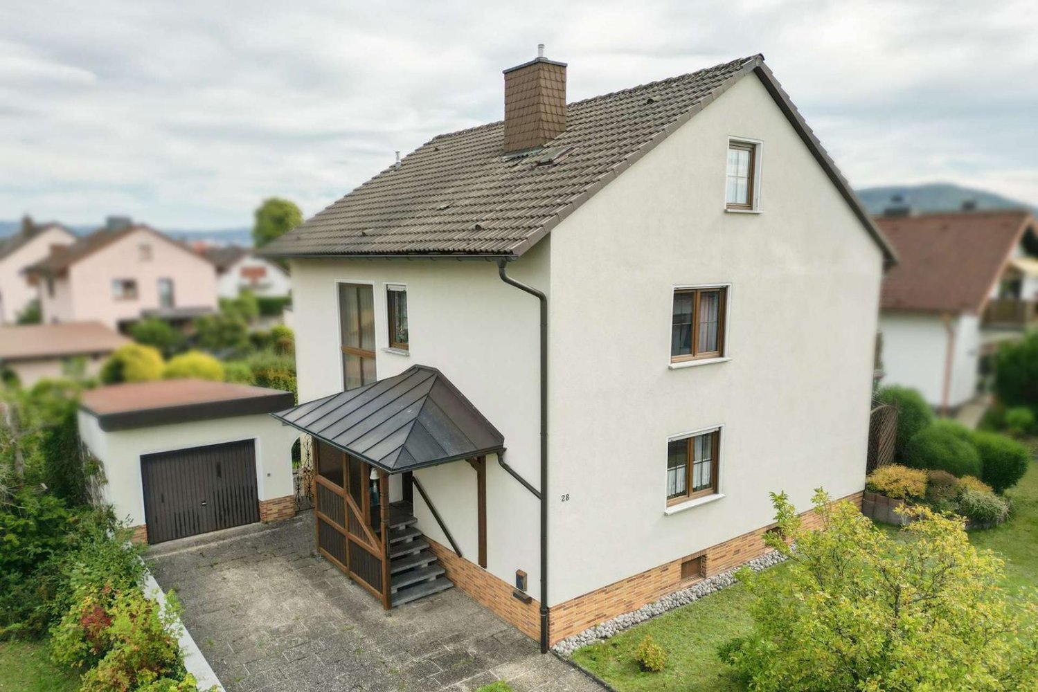 4 rooms House in Coburg, Germany No. 294058