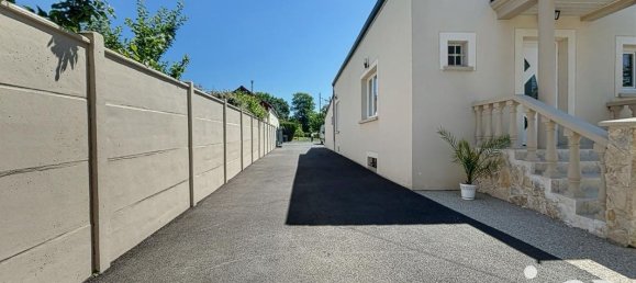 Casa de 3 dormitorios en Montgeron, France No. 331322 16