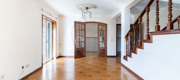 Casa de 4 dormitorios en Santa Maria da Feira, Portugal No. 47056 6