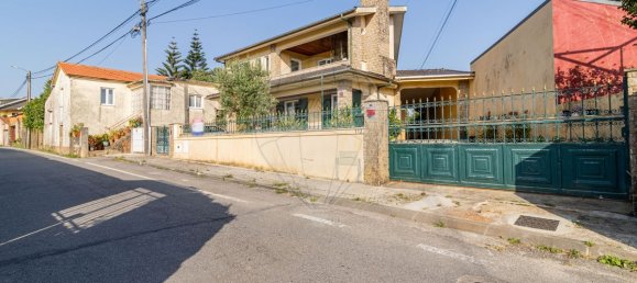 Casa de 4 dormitorios en Santa Maria da Feira, Portugal No. 47056 3
