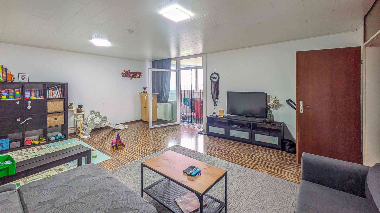 Apartamento de 4 habitaciónes en Erlangen, Germany No. 231517