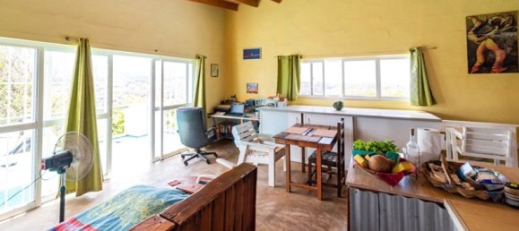 Propiedad comercial de 3 dormitorios en Egmont, Grenada No. 3 10