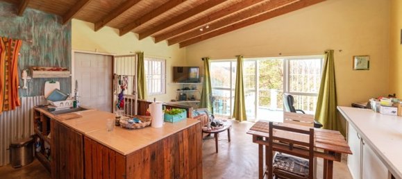 Propiedad comercial de 3 dormitorios en Egmont, Grenada No. 3 12