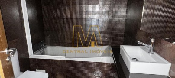 Квартира с 3 спальнями в Валонгу, Португалия № 35060 13