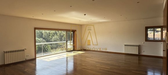 Квартира с 3 спальнями в Валонгу, Португалия № 35060 4