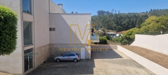 Квартира с 3 спальнями в Валонгу, Португалия № 35060 18