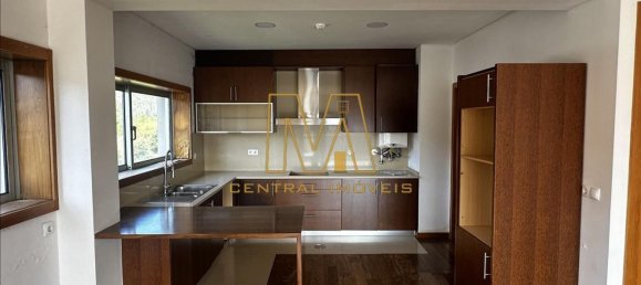 Квартира с 3 спальнями в Валонгу, Португалия № 35060 23