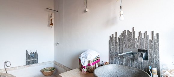 8 rooms Villa in Syracuse, Italy No. 250075 5