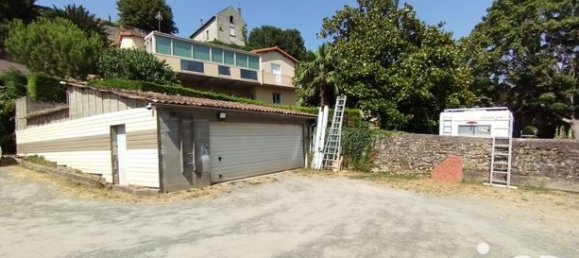 3 bedrooms House in Thouars, France No. 301899 8